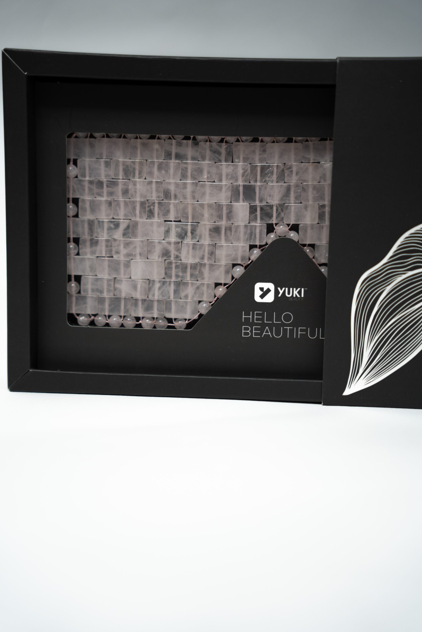 ماسک سنگی صورتی