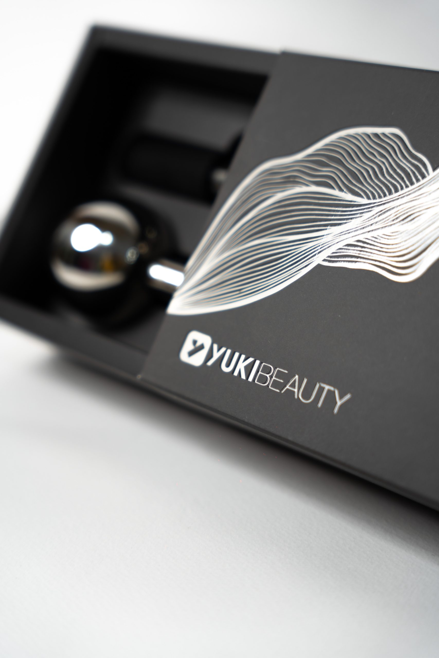 فروش استیل آیس گلوب یوکی بیوتی فروش استیل آیس گلوب یوکی بیوتی